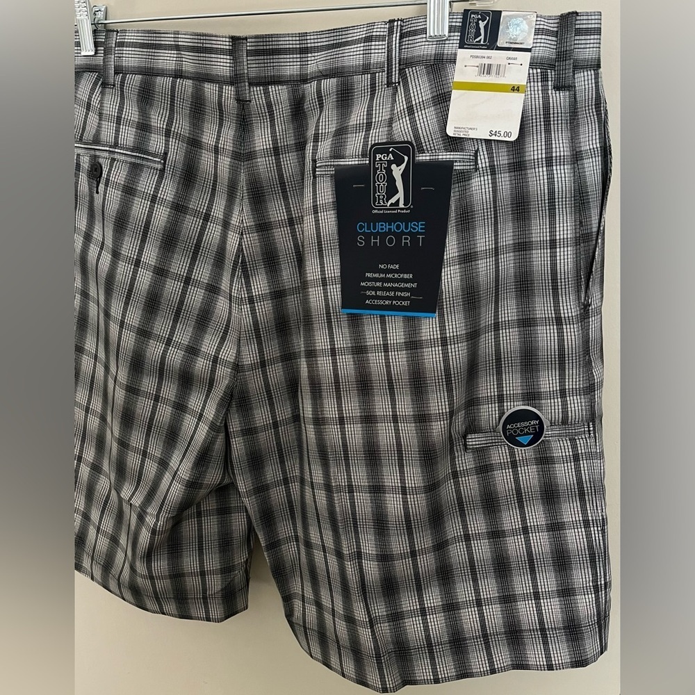 NWT Men’s PGA Clubhouse Shorts Black/White Plaid w/Accessory Pocket; Size 44 - Picture 4 of 8